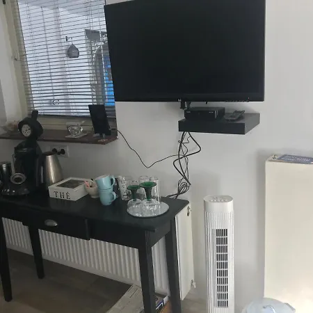 Azzurro Oda ve Kahvaltı