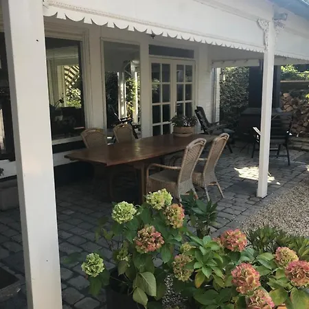 Azzurro 4*
