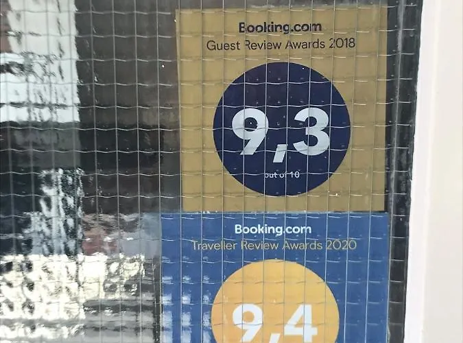 Azzurro Bed & Breakfast 4*